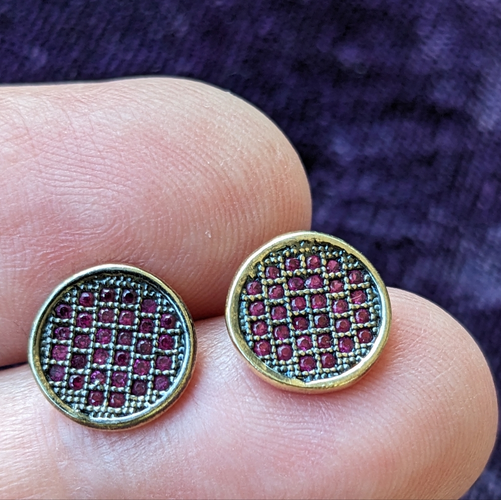 Vintage 14K Gold Filled Stud Earrings With Lots Of Natural Red Ruby Stones
